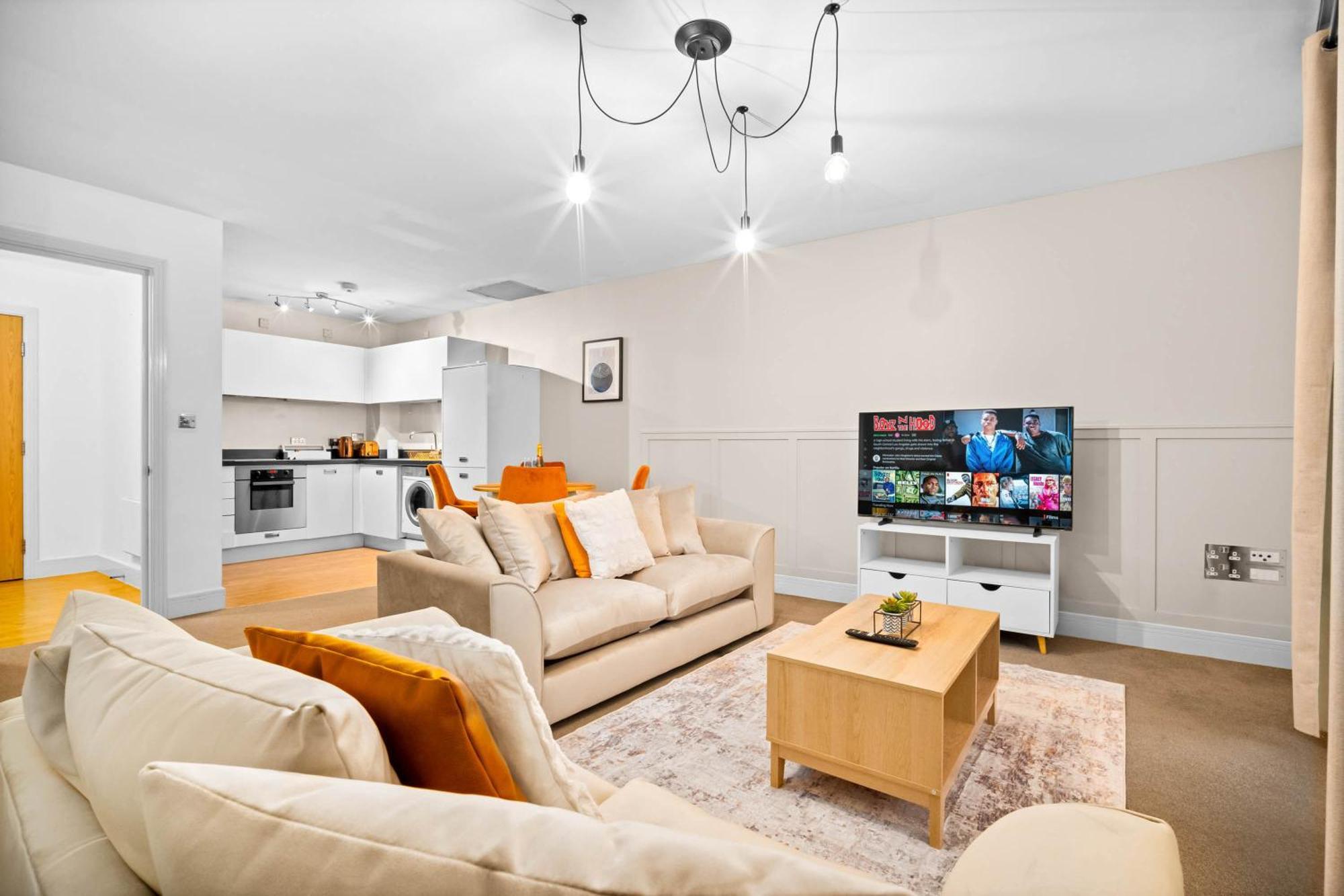 Апартаменты Centre - Balcony - Wifi & Netflix 116u